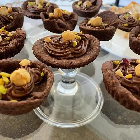 فندق مبيت وإفطار Di Noi أرنيزانو