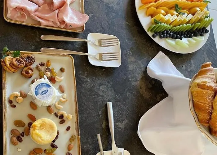 Di Noi לינה וארוחת בוקר 4*